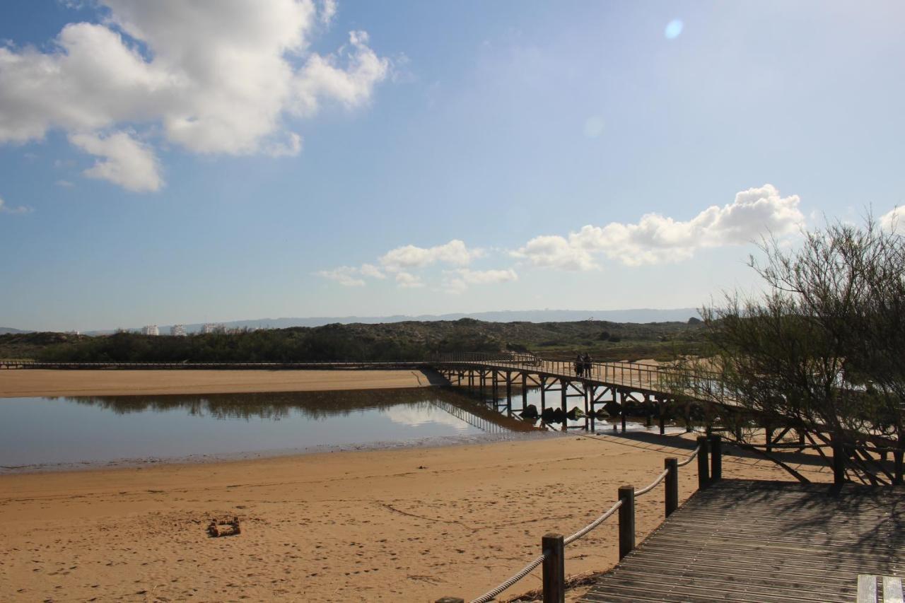 Bela Baia Holiday Salir de Porto Luaran gambar